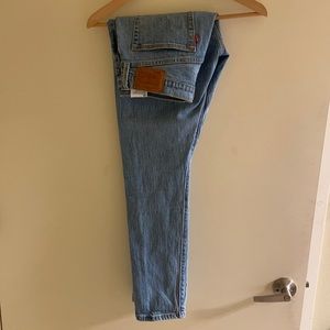 Levi’s 501 Stretch Skinny Women's Jeans
Small Blessings
28W X 30L